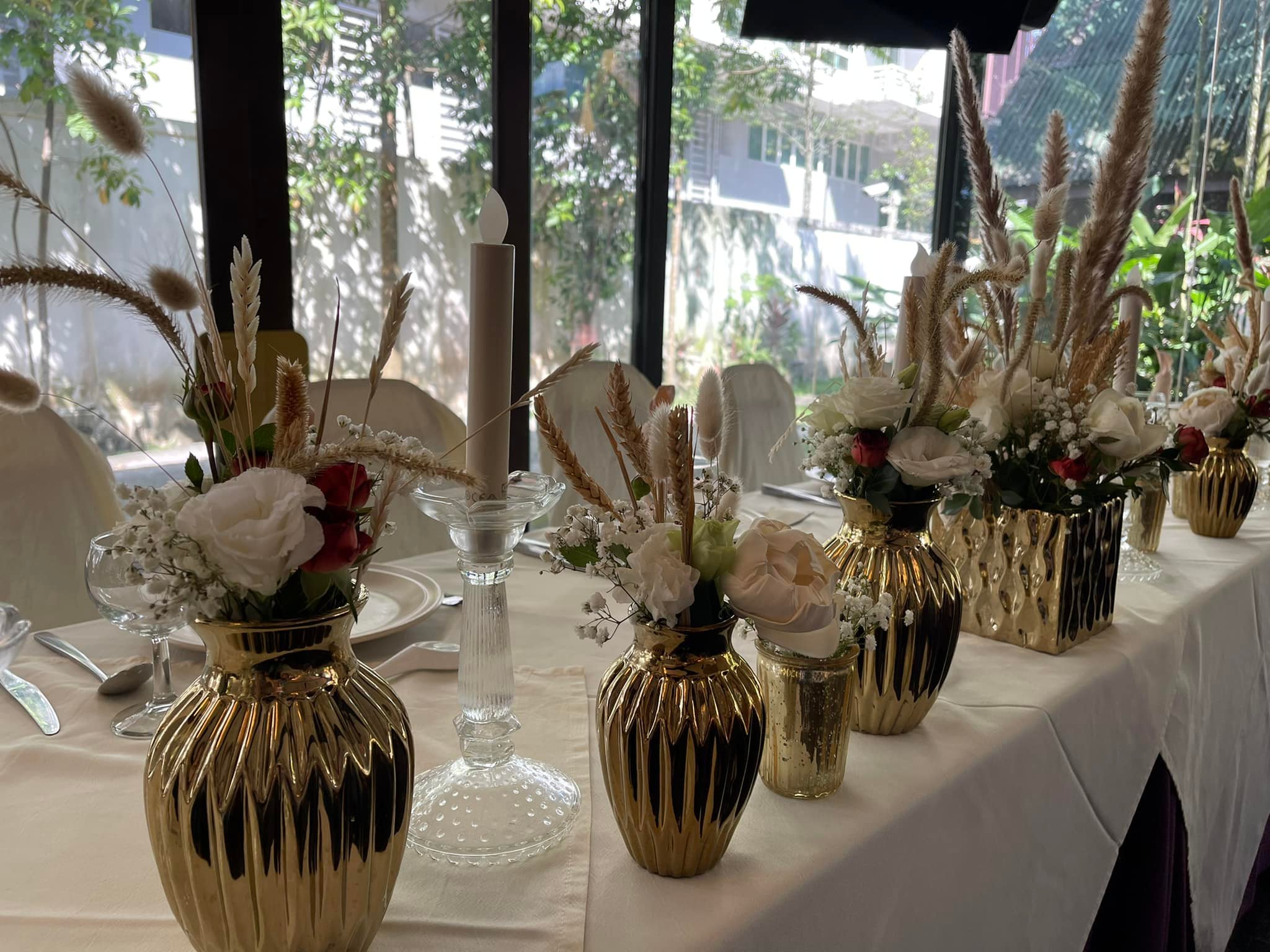 Wintergreen Flower PLT | WEDDINGS - Eliot & Sam