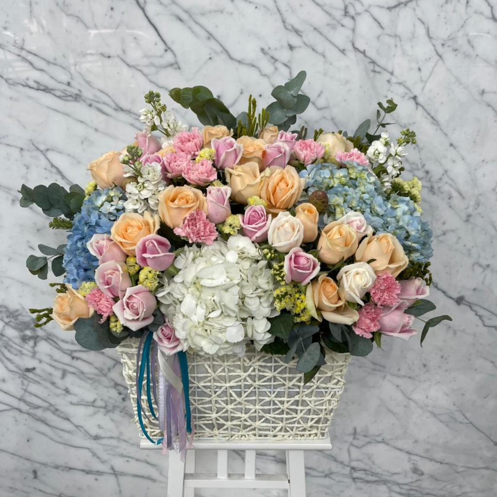 Wintergreen Flower PLT | FLOWER ARRANGEMENT - Bloombox
